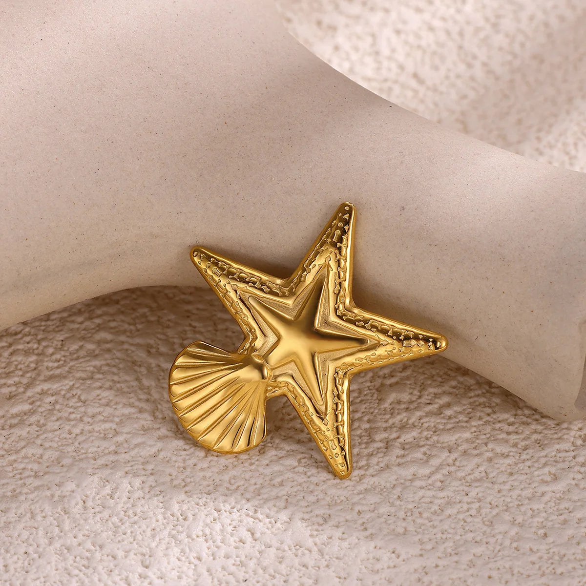 Bow Brooch Women Elegant Party Wedding Clothing Decoration Pins Insects Bees.